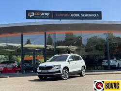 Wit Gebruikt 2024 Skoda Karoq Business Line SUV | € 39.390 (Eerlijke prijs)