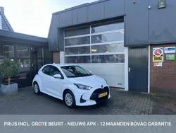 Wit Gebruikt 2021 Toyota Yaris Active Hatchback | € 17.950 (Eerlijke prijs)