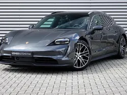 Grijs Gebruikt 2022 Porsche Taycan Sport Turismo Sedan | € 57.900