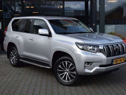 Zilver, metallic lak Gebruikt 2019 Toyota Land Cruiser SUV | € 52.024