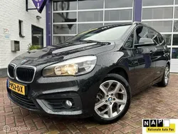 Zwart Gebruikt 2017 BMW 218 Stationwagen | € 16.999 (Eerlijke prijs)