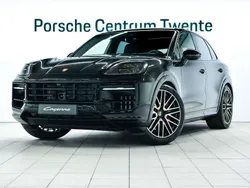 Zwart, metallic lak Nieuw 2025 Porsche Cayenne S E-Hybrid SUV | € 169.900