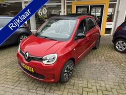 Rood Gebruikt 2023 Renault Twingo Techno Hatchback | € 21.950