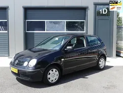 Zwart Gebruikt 2004 VW Polo Hatchback | € 1.250 (Eerlijke prijs)