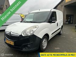 Wit Gebruikt 2013 Opel Combo MPV | € 1.850 (Goede deal)