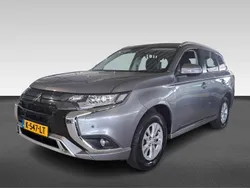 Grijs Gebruikt 2021 Mitsubishi Outlander P-HEV SUV | € 25.875 (Eerlijke prijs)
