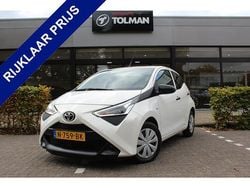 Wit Gebruikt 2021 Toyota Aygo Hatchback | € 10.950 (Eerlijke prijs)