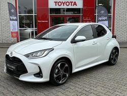 Wit Nieuw 2025 Toyota Yaris Hybrid Executive Hatchback | € 34.995 (Eerlijke prijs)