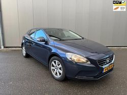 Blauw Gebruikt 2013 Volvo V40 Kinetic Hatchback | € 4.150 (Eerlijke prijs)