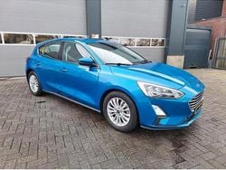 Blauw Gebruikt 2018 Ford Focus Business Edition Hatchback | € 13.750 (Eerlijke prijs)