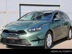 Groen Nieuw 2025 Kia Ceed Stationwagen | € 33.495 (Eerlijke prijs)