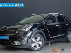 Zwart Gebruikt 2018 Kia Niro SUV | € 20.995 (Iets duurder)