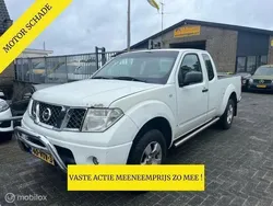 Wit Gebruikt 2008 Nissan Navara Pickup | € 3.750 (Eerlijke prijs)