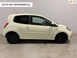 Geel, metallic lak Gebruikt 2012 Renault Twingo Dynamique Hatchback | € 1.988 (Goede deal)