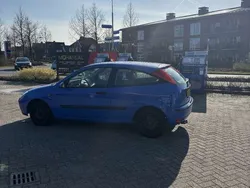 Blauw Gebruikt 2003 Ford Focus Hatchback | € 900 (Goede deal)