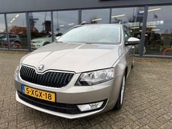 Beige Gebruikt 2014 Skoda Octavia Business Line Stationwagen | € 7.750 (Eerlijke prijs)