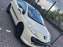Beige Gebruikt 2008 Peugeot 207 Cabriolet | € 2.800