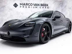 M7r vulkaangrijs metallic Gebruikt 2021 Porsche Taycan Sedan | € 62.850 (Iets duurder)