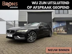 , metallic lak Gebruikt 2019 Volvo V60 Inscription Stationwagen | € 24.895 (Eerlijke prijs)