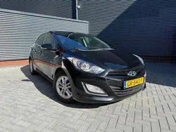 Zwart Gebruikt 2015 Hyundai i30 Hatchback | € 6.749 (Eerlijke prijs)