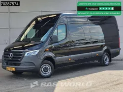 Zwart Gebruikt 2023 Mercedes Sprinter Van | € 36.900