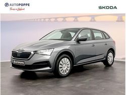 Grijs Gebruikt 2024 Skoda Scala Active Hatchback | € 21.950 (Iets duurder)