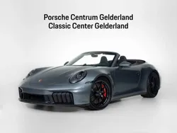 Vanadium grijs metallic Gebruikt 2025 Porsche 992 Cabriolet | € 254.900