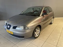 Grijs Gebruikt 2002 Seat Ibiza Stella Hatchback | € 1.199 (Eerlijke prijs)