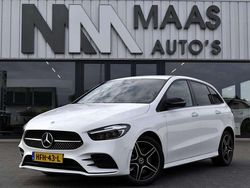 Wit Gebruikt 2023 Mercedes B250e AMG line MPV | € 35.950 (Goede deal)