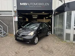 Zwart Gebruikt 2008 Toyota Aygo Sport Hatchback | € 2.499 (Eerlijke prijs)