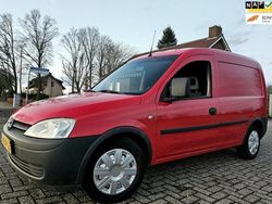 Rood Gebruikt 2010 Opel Combo MPV | € 4.595 (Iets duurder)
