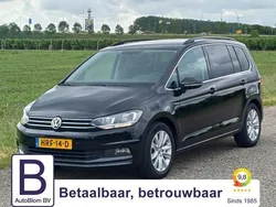 Zwart Gebruikt 2020 VW Touran Comfortline MPV | € 27.995 (Eerlijke prijs)