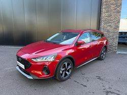 Rood Gebruikt 2024 Ford Focus Active X Stationwagen | € 31.200 (Iets duurder)