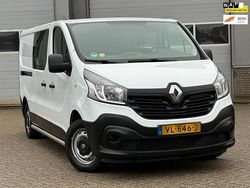 Wit Gebruikt 2015 Renault Trafic MPV | € 8.740