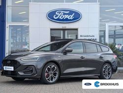 Grijs, metallic lak Gebruikt 2025 Ford Focus ST-Line X Stationwagen | € 34.900