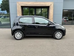 Zwart Gebruikt 2017 VW up! move up! Hatchback | € 7.945 (Eerlijke prijs)