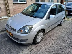 Zilver Gebruikt 2008 Ford Fiesta Ambiente Hatchback | € 1.500 (Goede deal)