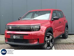 Nieuw 2025 Fiat Grande Panda Red Hatchback | € 25.945 (Eerlijke prijs)