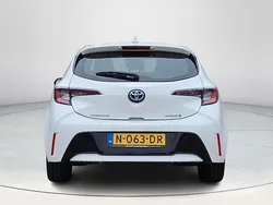 Wit Gebruikt 2021 Toyota Corolla Active Hatchback | € 22.950 (Eerlijke prijs)