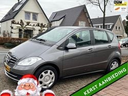 Grijs (metallic) Gebruikt 2012 Mercedes A160 Business MPV | € 6.990 (Goede deal)