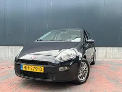 Zwart Gebruikt 2015 Fiat Punto Evo Street Hatchback | € 3.350 (Eerlijke prijs)