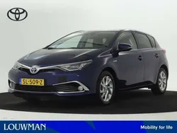 Blauw Gebruikt 2018 Toyota Auris Executive Hatchback | € 17.445 (Eerlijke prijs)