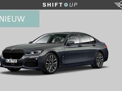 Grijs Gebruikt 2021 BMW 745e M Sport Sedan | € 54.940 (Eerlijke prijs)