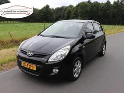 Zwart Gebruikt 2013 Hyundai i20 Hatchback | € 4.250 (Eerlijke prijs)