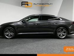 Grijs Gebruikt 2018 VW Arteon Business Hatchback | € 19.900 (Duur)