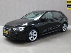 Zwart Gebruikt 2024 Audi A3 Sportback e-tron S-Line Sedan | € 32.495