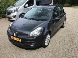 Grijs Gebruikt 2007 Renault Clio II Exception Hatchback | € 2.999 (Duur)