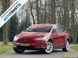 Rood, metallic lak Gebruikt 2018 Tesla Model X SUV | € 34.900 (Super prijs)
