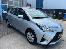 Grijs Gebruikt 2020 Toyota Yaris Active Hatchback | € 16.250 (Eerlijke prijs)