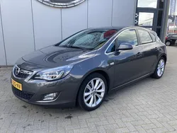 Grijs Gebruikt 2011 Opel Astra Cosmo Hatchback | € 5.950 (Eerlijke prijs)